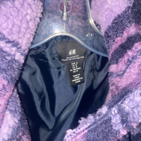 Purple fur jacket from h&m - Picture 2 of 2